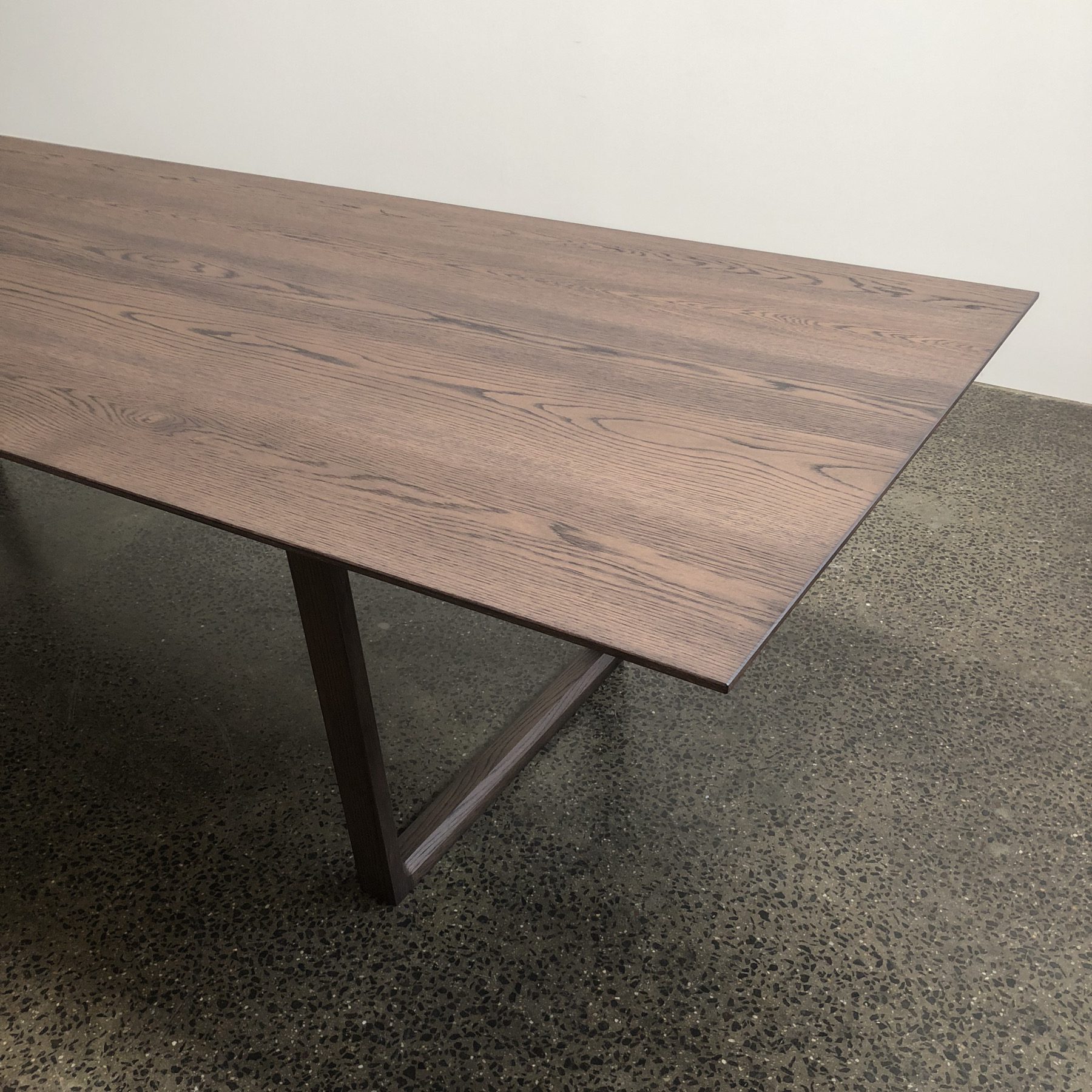 Nina Table gallery image 3