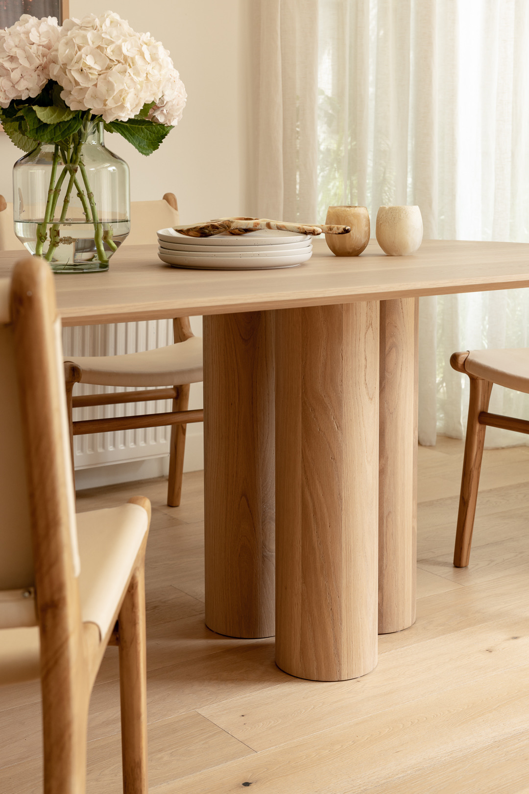 Pillar Table gallery image 2