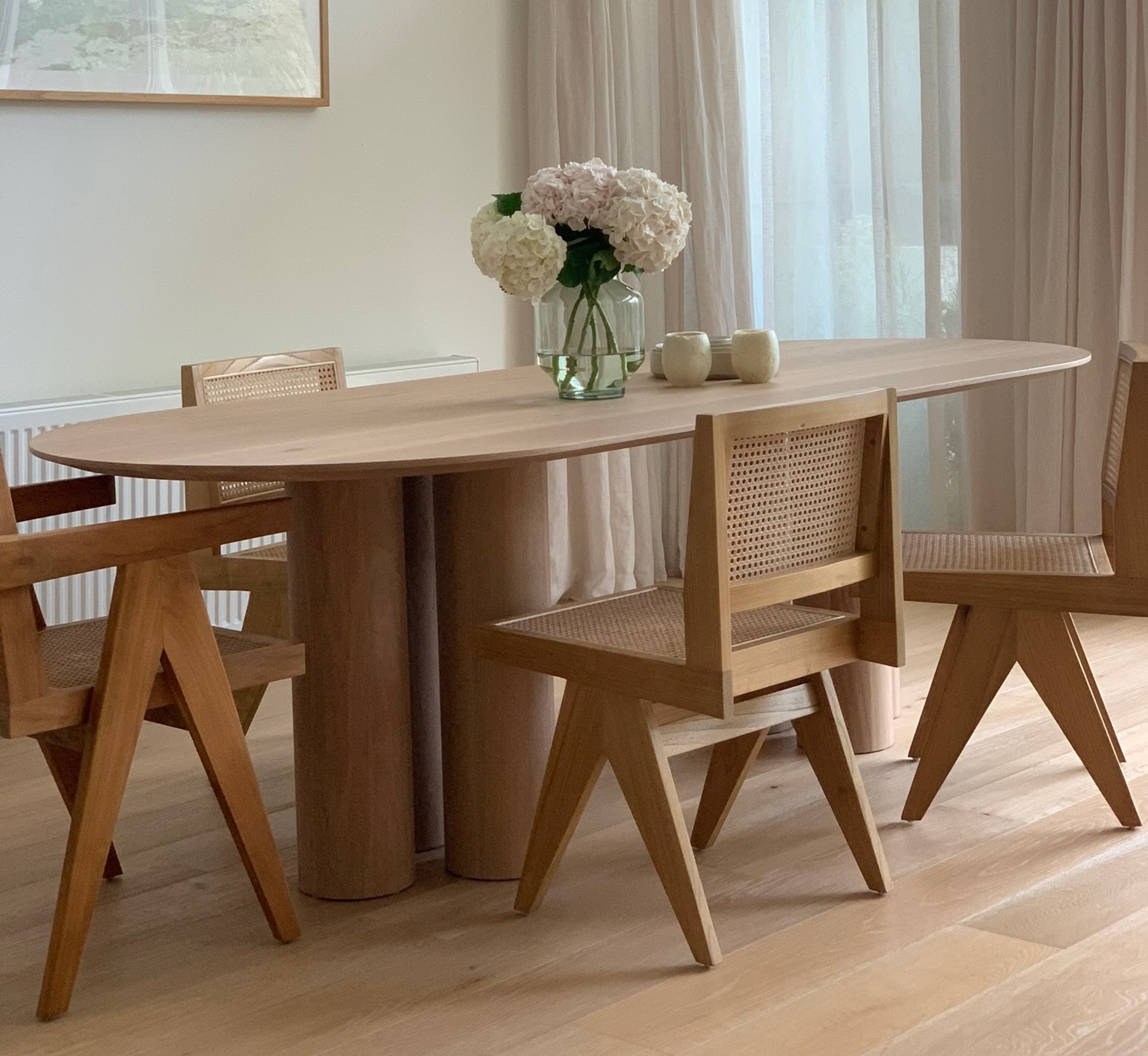 Pillar Table main image